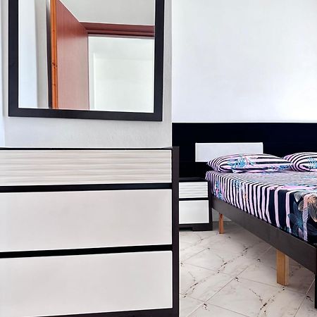 Tini Sea View Apartment Sarande Exterior photo