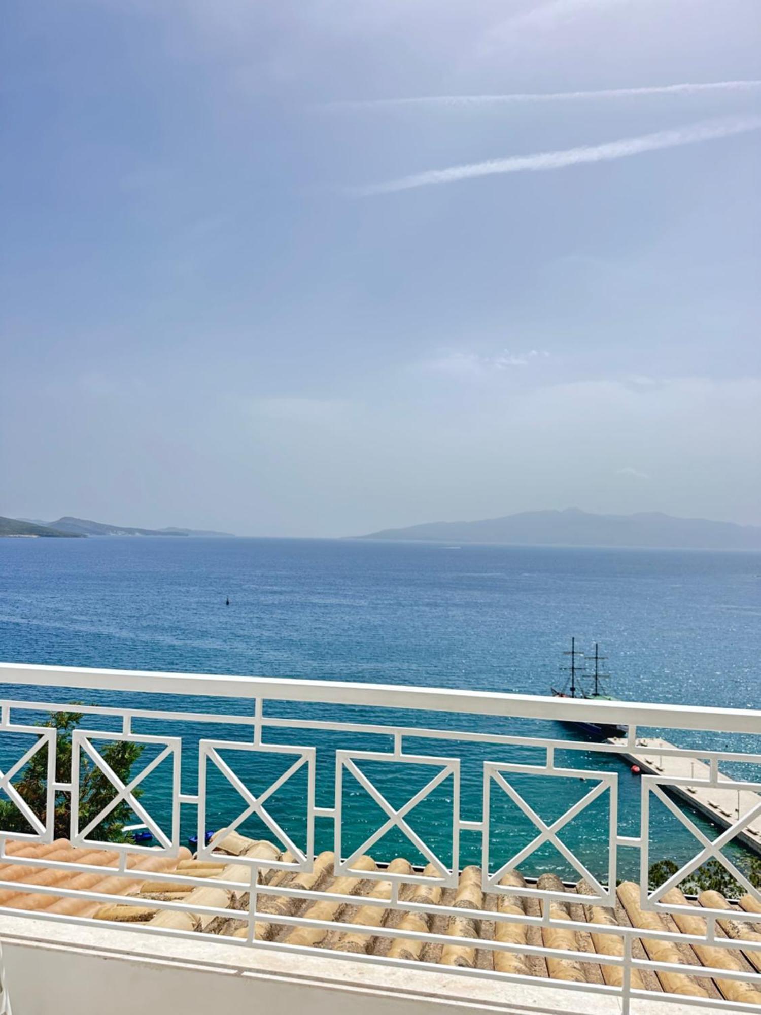 Tini Sea View Apartment Sarande Exterior photo
